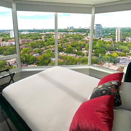 Luxury 2-Bedroom Apartment In Yorkville With The Best City View In Downtown Toronto Exterior photo
