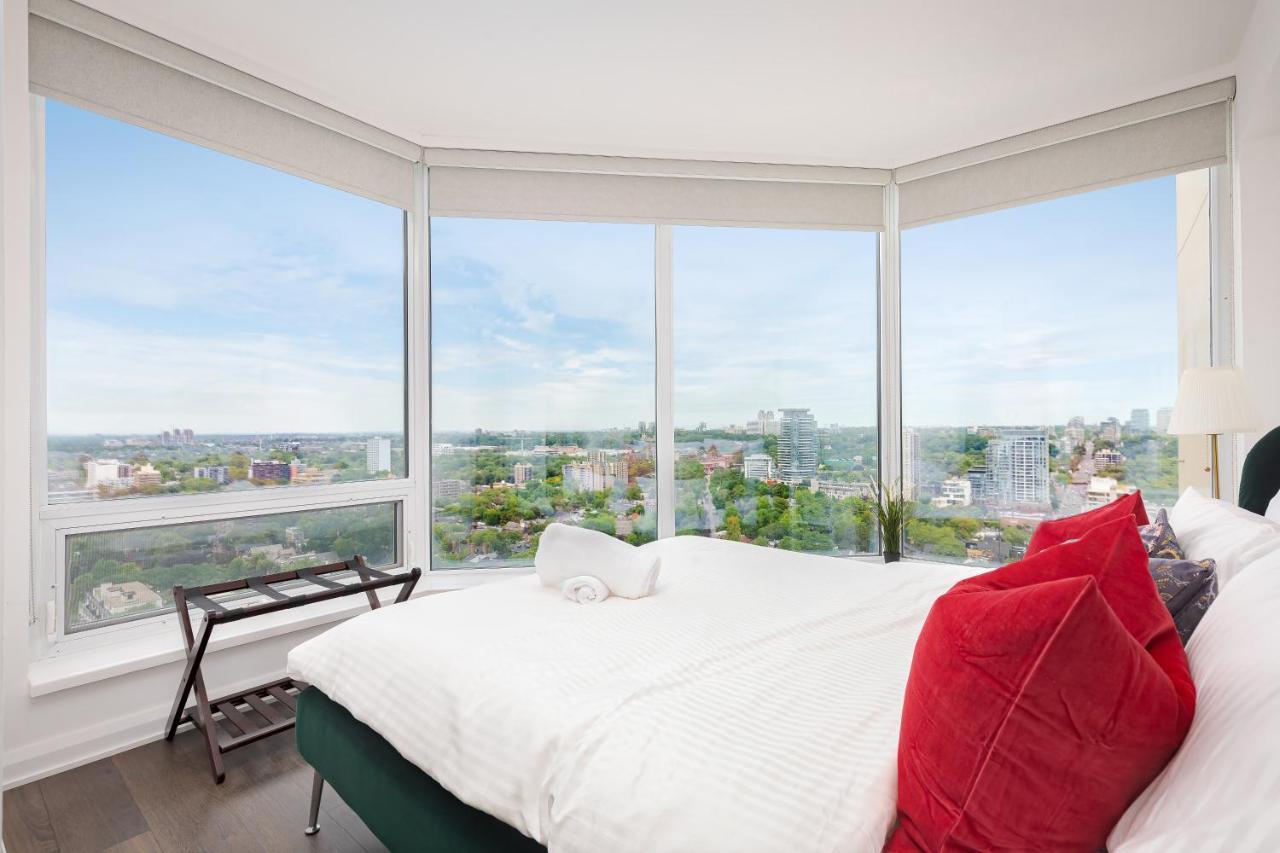 Luxury 2-Bedroom Apartment In Yorkville With The Best City View In Downtown Toronto Exterior photo